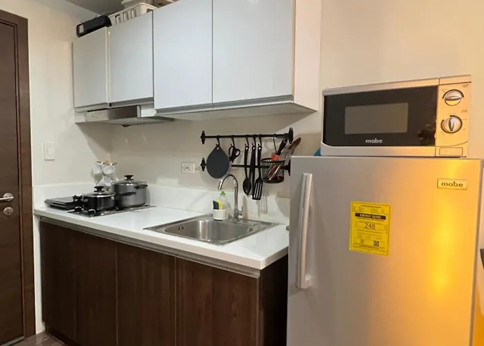 Apartment Near Airport Air Residences Makati With Netflix Fast Wifi One Bedroom