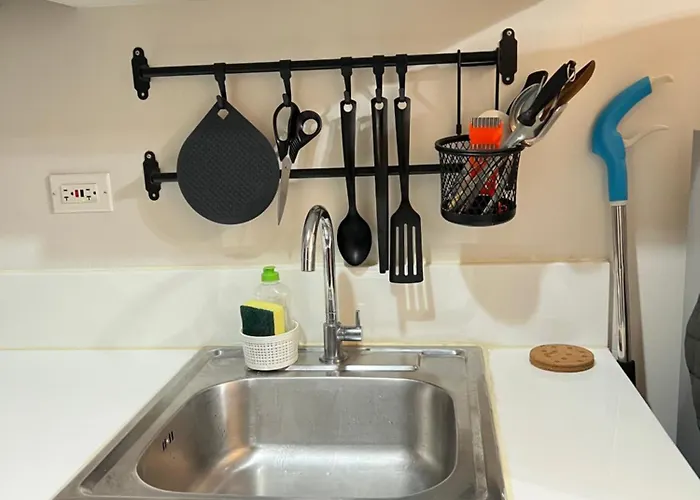 Apartment Near Airport Air Residences Makati With Netflix Fast Wifi One Bedroom *